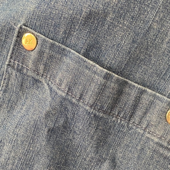 Anne Klein Denim Blue Sleeveless Button-Down Shirt - Picture 3 of 6